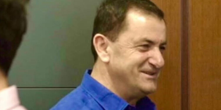💥Super vjedhje nga Vangjel Tavo në Himarë, 208 milionë lekë për letra dhe projekte!
