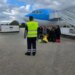 Incident i rëndë në Greqi: Rrëzohet shkalla lëvizëse e avionit, dëmtohen gazetarët dhe fotografët