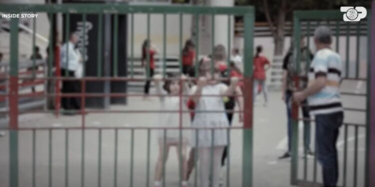 Inside Story/ Kush do të kontrollojë dhënat sensitive të fëmijëve nga kamerat në shkolla? Frika e pasojave psikologjike