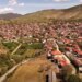 Inside Story/ VIDEO: Ironia e fatit në fshatin e varfër shqiptar ku mineralet e rralla shkelen me këmbë
