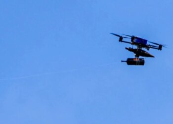 Irani përvetëson nga Ukraina taktikat e luftës, Hezbollahu përdor dronë me fibra optike për të goditur Izraelin