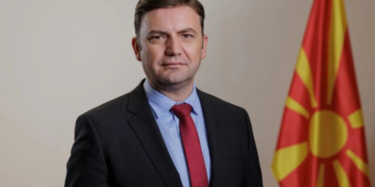 Ish-ministri i Jashtëm i Maqedonisë së Veriut: Himni shqiptar harrua në VLEN, ndaluan shqipen, nënçmuan vullnetin e popullit