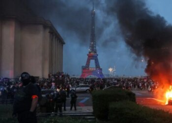 Kaosi në Francë pas fitores së PSG në Champions: viktima e parë, 57 policë të plagosur