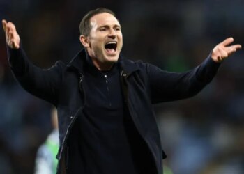 Klubi anglez në Premier League bën lëvizje të papritura dhe kërkon shërbimet e Frank Lampard
