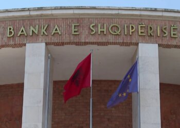Kreditë me probleme arrijnë në 36.9 miliardë lekë, Banka e Shqipërisë thirrje për kujdes në dhënien e huave