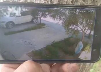 Kujdes: pamje të rënda, video e momentit kur shoferi i dehur merr përpara fëmijët në Durrës