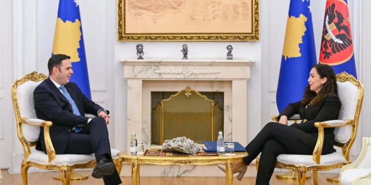 LDK arrin marrëveshje me ish-presidenten, Abdixhiku: U dakordësuam për bashkëpunim me Vjosa Osmanin në zgjedhjet e 7 qershorit