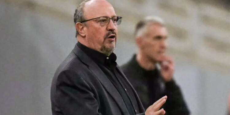 Largimi i Benitez kushton më shumë se qëndrimi në stol: shifra marramendëse pas dështimit në Greqi