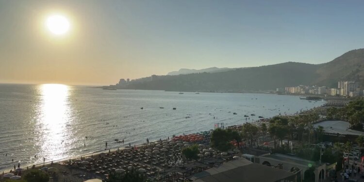 Lezha vendos çmimin e plazheve: 300 lek në ato publike dhe deri në 2000 lek te privatet