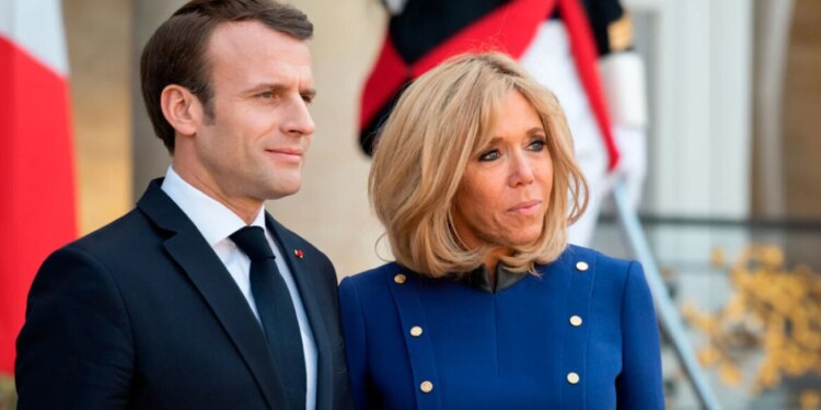 Libri i ri: Brigitte kontrollon personalisht kandidatët femra në Pallatin Elyse, zbulon xhelozi dhe tensione me Emmanuel Macron