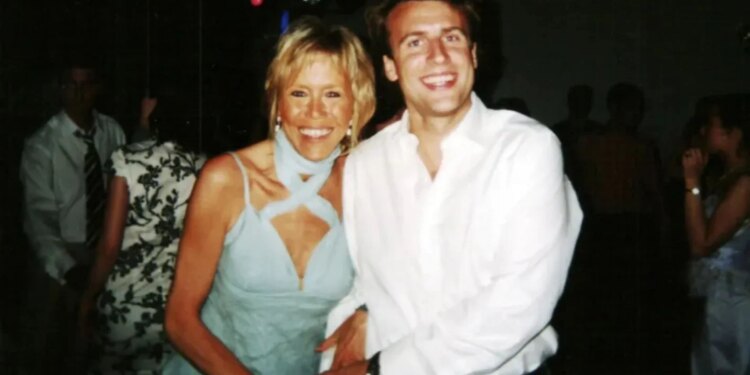 Libri që trondit Elyseenë: Prapaskenat e marrëdhënies mes Emmanuel dhe Brigitte Macron, zbulohet shkaku i shpullës në avion