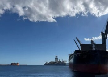 MV Hondius mbërrin në Tenerife, anija turistike me pasagjerë me hantavirus nën masa të rrepta sigurie