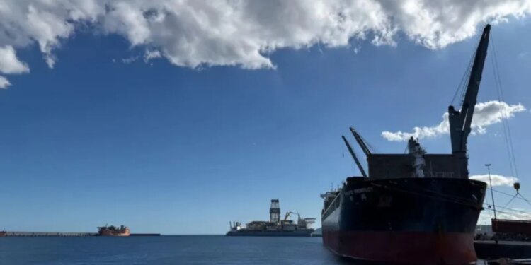 MV Hondius mbërrin në Tenerife, anija turistike me pasagjerë me hantavirus nën masa të rrepta sigurie