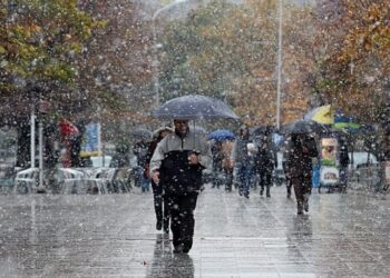 Maj me borë dhe temperatura rekord në Greqi, një dimër i papritur në zemër të pranverës