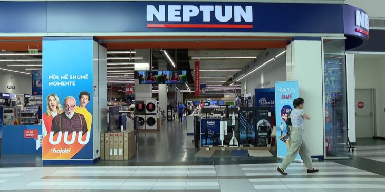 Mbërrijnë Ditët me Fat në Neptun: Oferta 72-orëshe për kondicionerë, frigoriferë dhe TV me çmime të reduktuara