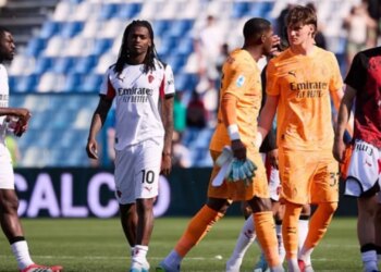 Milan: Maignan thërret skuadrën në dhomat e zhveshjes dhe ndalon përshëndetjen me tifozët