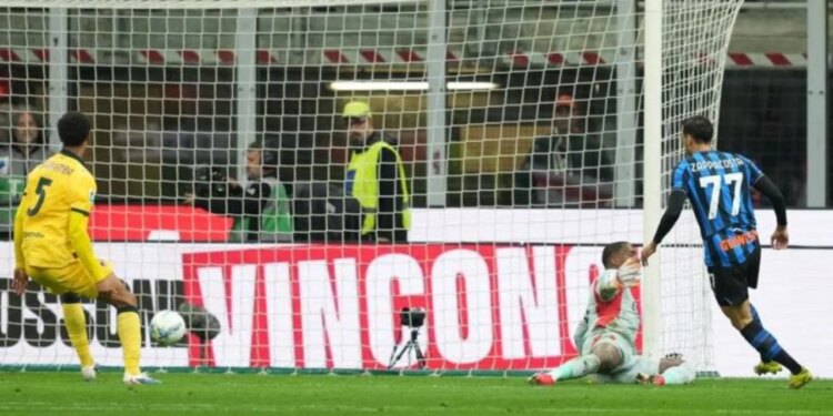 Milan në kaos pas humbjes ndaj Atalantës, Champions-i tashmë një mirazh?