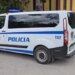 Mjeku i akuzuar për ngacmimin e 21-vjeçares në Korçë mbërrin në gjykatë, pritet të njihet masa e sigurisë