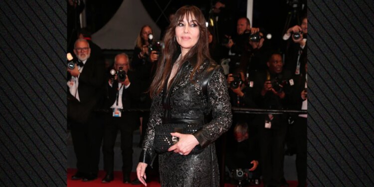 Monica Bellucci shkëlqen në Festivalin e Filmit në Kanë me fustan lëkure dhe dantelle