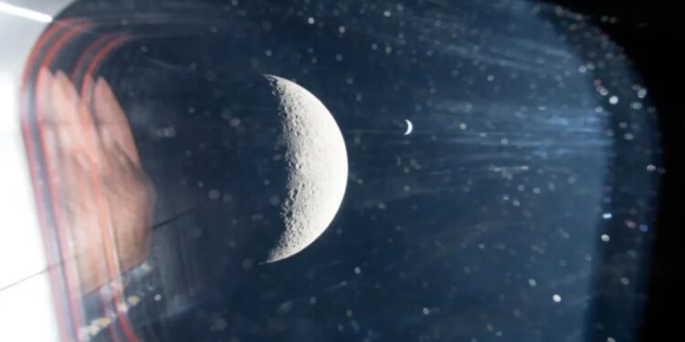 NASA publikon të gjitha fotot nga misioni Artemis II: Imazhe të reja mbresëlënëse të Tokës dhe Hënës