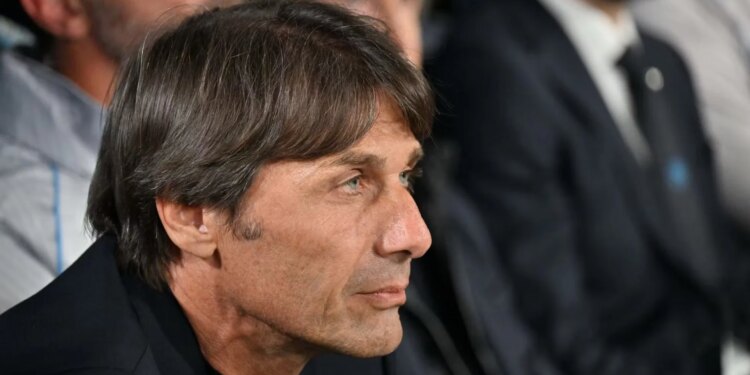 Napoli: Conte vendosi të largohet në fund të sezonit, do ta njoftojë pas ndeshjes me Udinesen