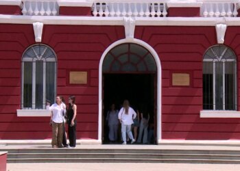 Ndryshimet në ligjin për arsimin, pritet reformë tjetër; Ministrja Kumbaro: Ligji do të përshtatet sipas tregut të punës