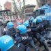 Në Torino, protesta të dhunshme; qindra përplasen me policinë gjatë manifestimeve të 1 Majit