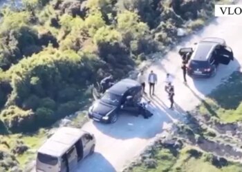 Në kërkim për kanosje me armë dhe bashkëpunim në shitjen e narkotikëve, arrestohen dy të rinj në Vlorë
