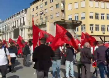 Nis grumbullimi për protestën për gjuhën shqipe, studentëve në Maqedoninë e Veriut u bashkohen ata nga Kosova