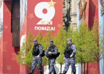 Parada në Rusi pa tanke e raketa balistike; ekspert: Lufta me Ukrainën nuk shkon sipas planeve Kremlinit