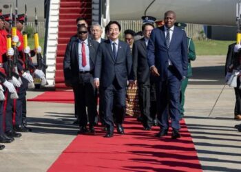 Pavarësisht se akuzoi Kinën për pengimin e një udhëtimi, presidenti i Tajvanit shkon në Afrikën Jugore