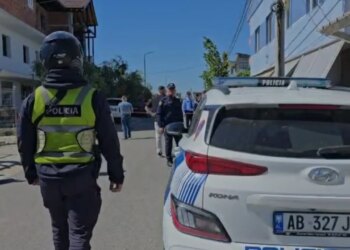 Policia reagon për tragjedinë në Durrës: shofer i dehur, patenta e pezulluar më parë dhe gjoba për shpejtësi
