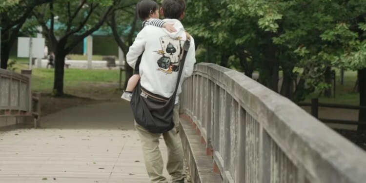 Prej dekadash në fuqi, Japonia përmbys ligjin: Kujdestaria pas divorcit nuk do t’i përket më vetëm një prindi