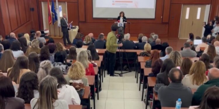 Prezantohet fjalori akademik i ri: mijëra terma të rinj për pasurimin dhe mbrojtjen e shqipes