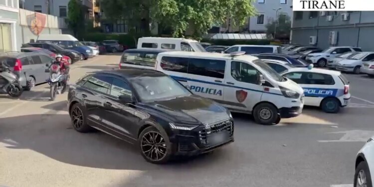 Procedohet penalisht 44-vjeçari që kishte vjedhur jashtë shtetit një makinë 50 mijë euro për ta shitur në Shqipëri