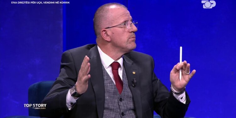 Proces i Kosovës apo i ndërkombëtarëve? Shtyrja për krerët UÇK, Beci analizon: Nuk flitet fare për krimet serbe