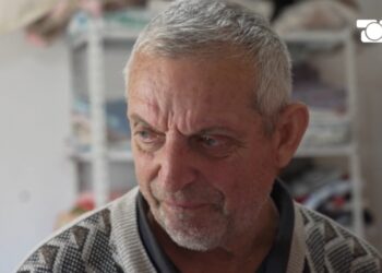 Punë pa Teka - I moshuari përlotet për gruan me Alzheimer: nuk flet, nuk kemi fëmijë