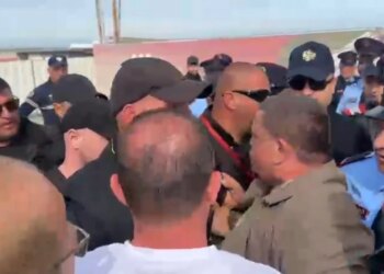 Punimet në aeroportin e Vlorës ndalen për ditën e dytë; punonjësve të kompanive u ndalohet hyrja në kantier