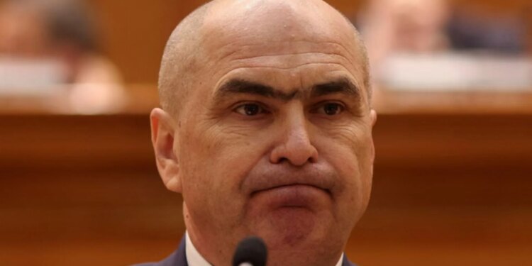 Qeveria në Rumani bie, presidenti kërkon përjashtimin e partisë së ekstremit të djathtë nga koalicionet e ardhshme qeveritare