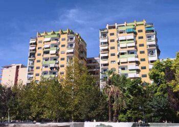 Qiratë rriten shpejt; apartamentet bëhen të papërballueshme, tregu ndikohet nga qiratë ditore