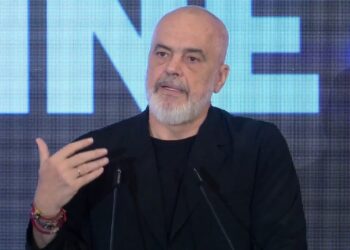 Rama: Qeverisja kaloi nga epoka e gurit dhe drurit në epokën digjitale; agjentë AI për shpejtësi, integritet profesional