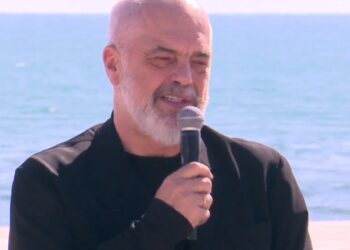 Rama në Durrës: Është rritur numri i qendrave shëndetësore verore; numri i turistëve është sfidues