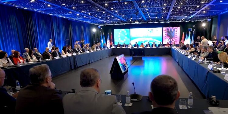 Roli i pazëvendësueshëm i NATO-s dhe partneriteti BE-SHBA në sigurinë Euro-Atlantike