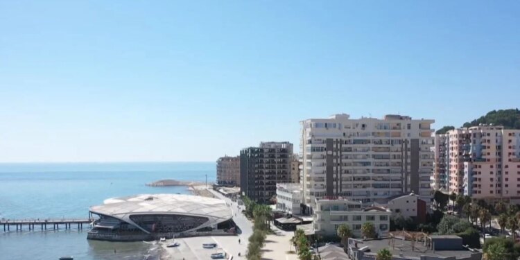 Rriten çmimet në Durrës: të huajt blejnë apartamente, shtëpia po bëhet e paarritshme për vendasit