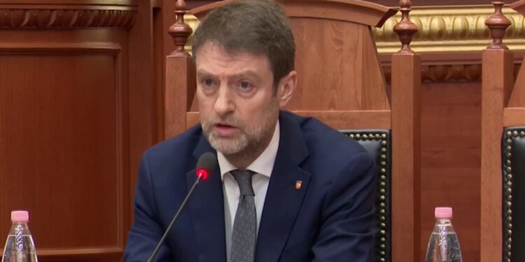 Rusia godet banesën e ambasadorit shqiptar në Kiev; Hoxha: E papranueshme, ambasadori rus në Shqipëri thirret për shpjegime