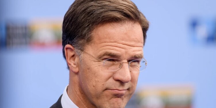 Rutte: Vendimi i Trump për tërheqjen e 5,000 trupave nga Gjermania dërgoi mesazh që evropianët e kuptuan