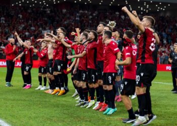 Sezoni 2025/26 i çmendur: nga Serie A te magjitë në Turqi, Gjimshiti dhe Muçi udhëheqin legjionarët