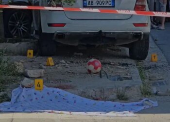 Shoferi i dehur përplasi për vdekje dy 10-vjeçarë dhe plagosi një tjetër, zbardhet identiteti