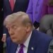 Shtëpia e Bardhë mohon se Trump mori një sy gjumë në Zyrën Ovale: Ai thjesht mbylli sytë, idiot