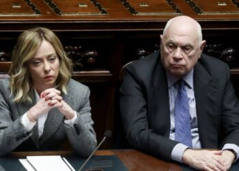 Skandali Bunga Bunga trondit sërish Italinë, falja e Minettit ndez një krizë të re politike në qeverinë Meloni